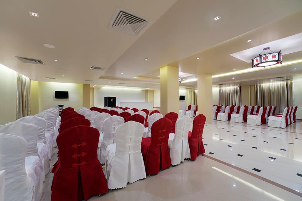 Sara Regency Hotell Kumbakonam Exteriör bild
